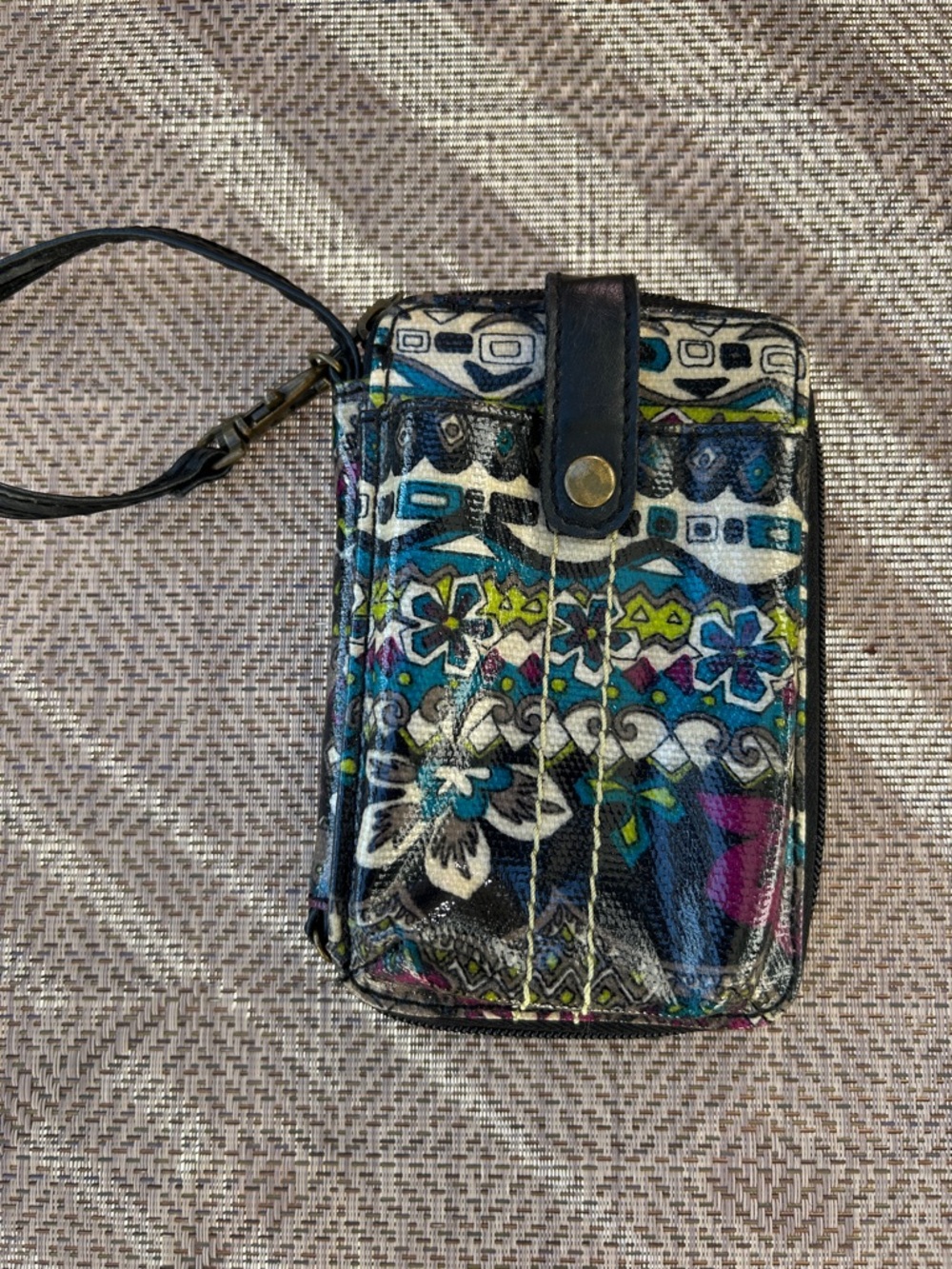 MUDD colorful printed wristlet.